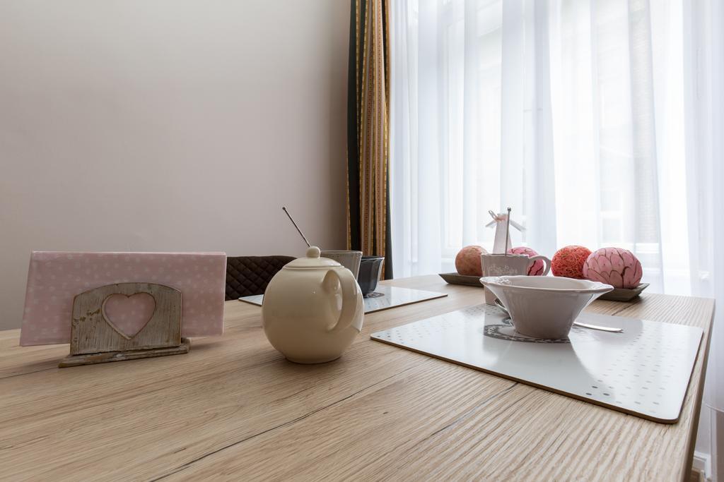 Bpm: Dob70 Classic Apartment In Downtown Budapeşte Oda fotoğraf