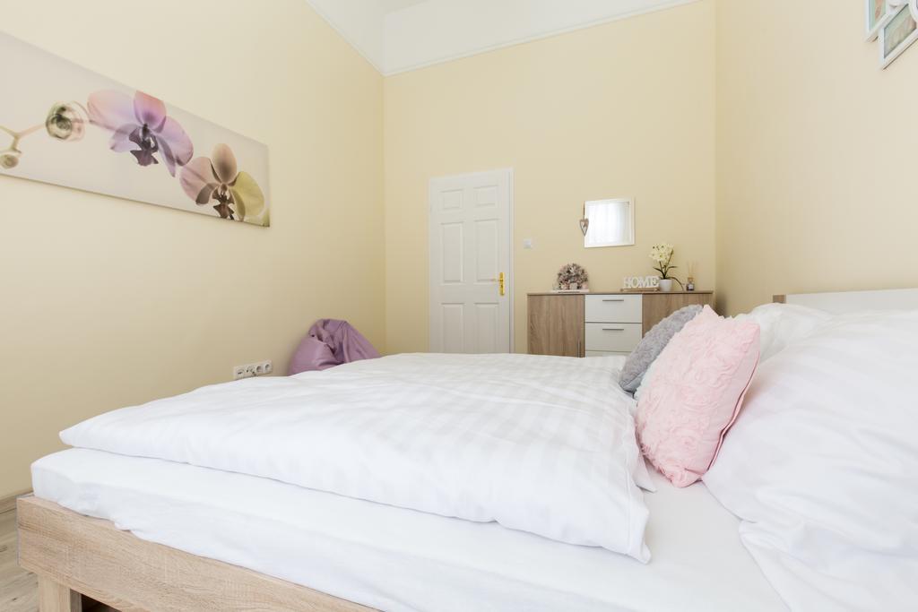 Bpm: Dob70 Classic Apartment In Downtown Budapeşte Oda fotoğraf